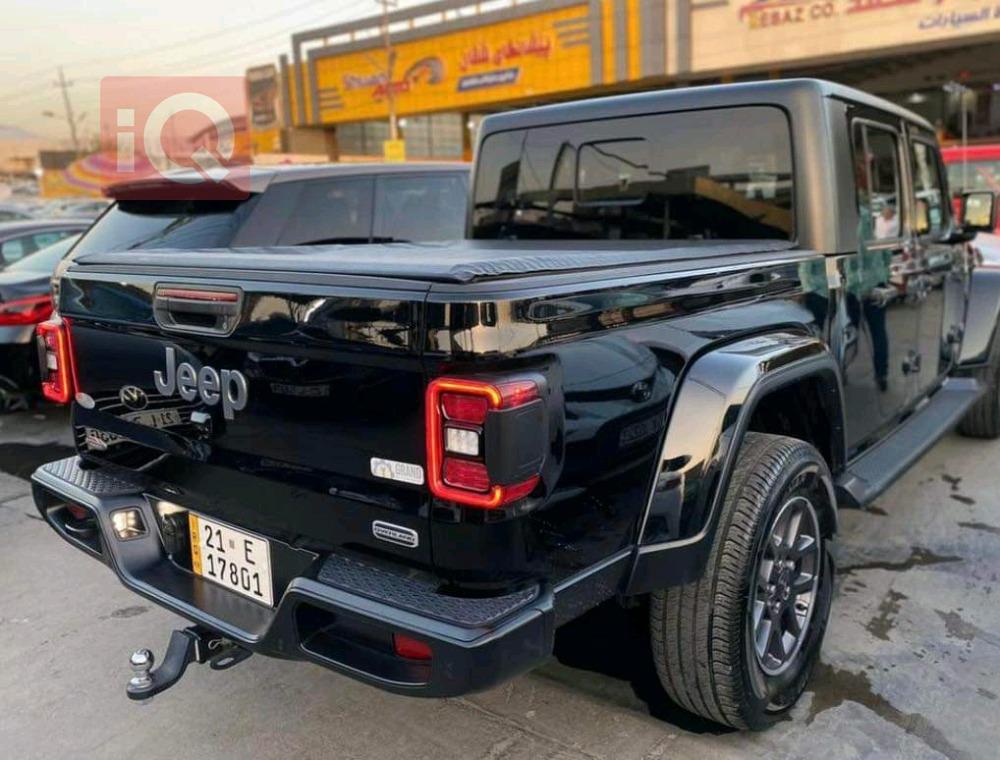 جیپ گلادیەتەر
